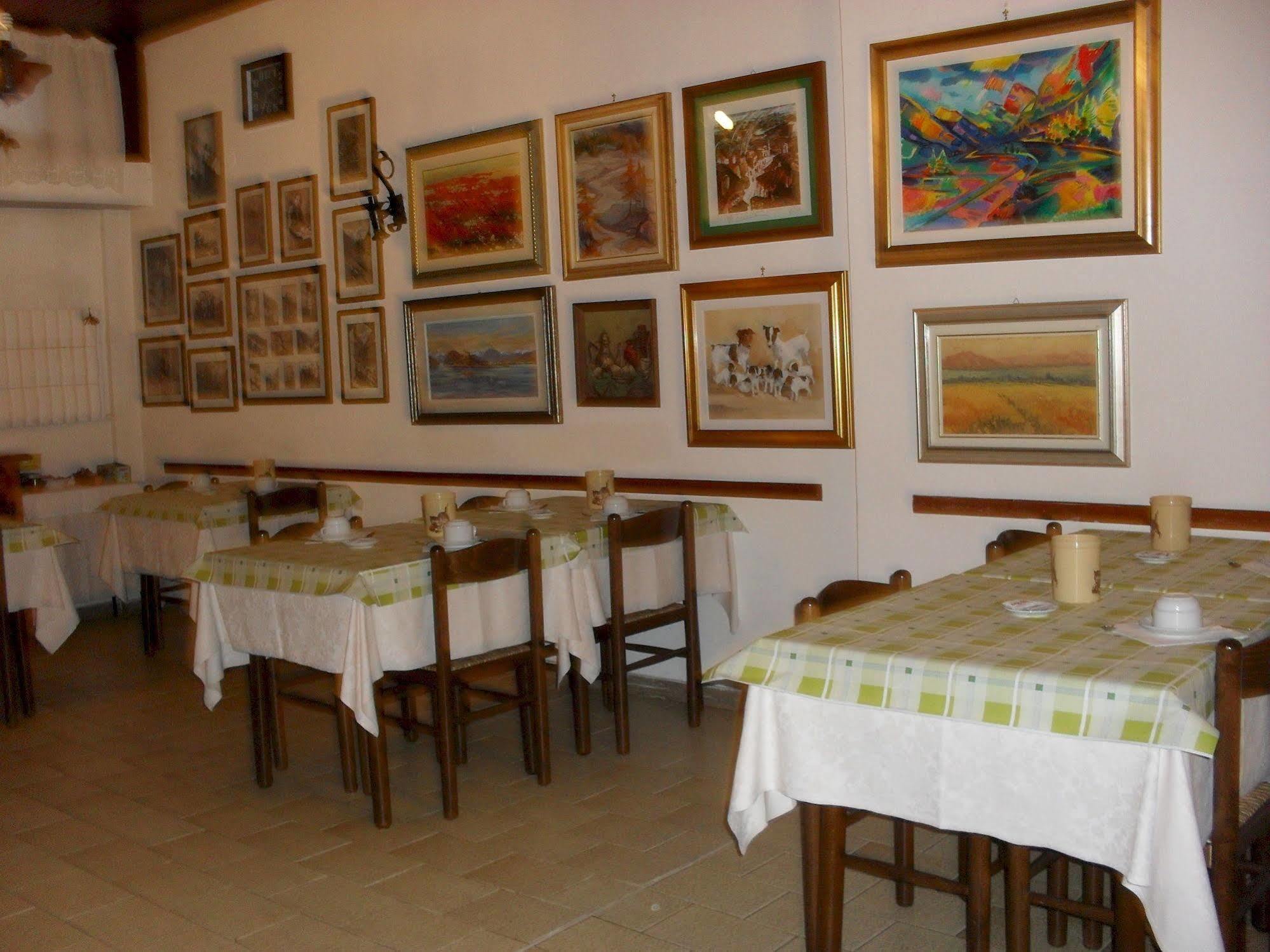 Al Caminetto Hotel Aosta Kültér fotó